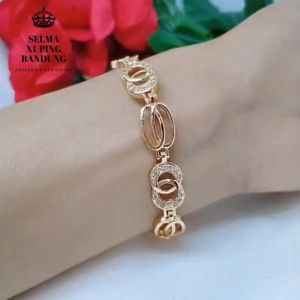 Gelang rantai Aksesoris Fashion Wanita Cocok Untuk Sehari Gelang Rantai Plat Titanium Tembaga Xuping Perhiasan Aksesoris Lapis Emas Tidak Mudah Luntur G19-9D hari