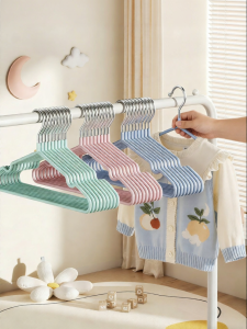 XUANG | Anti-slip Childrens Clothes Hanger