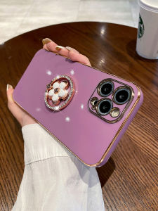 Luxurious Silicone Phone Case for Apple 15 pro Max Full Cover Anti-Fall with Stand Womens Bracelet 5G Compatible Fashionable