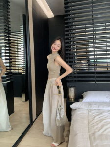ALOHA LU | Quần Dài Lỏng Rộng Đính Nếp Đối Xứng