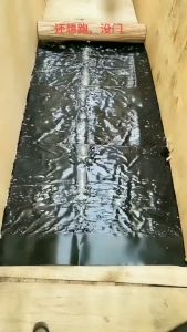 👍ไม่มีที่ไหนให้หลบหนีหนู👍 กาวดักหนู กาวดักหนู แน่นๆ กับดักหนู 4 แผ่น/แพ็ค กําจัดหนู เหนียวพิเศษ + กาวกลิ่นถั่ว + ตัวกระดานหนา กล่องดักหนู ยาดักหนู กาวดักหนูถาด ยากันหนู กรงจับหนู