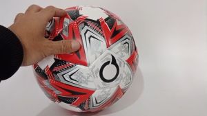 Bola Sepak Size 5 Ortuseight: Bola Kaki Jahit Mesin Empuk Murah