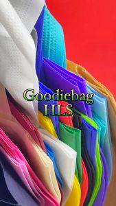 1 Lusin Isi 12 Tas Murah Spunbond 20 x 26 Handle Goodie Bag Tote Bag Tas Kain Souvenir Hampers Spunbond - Pcs