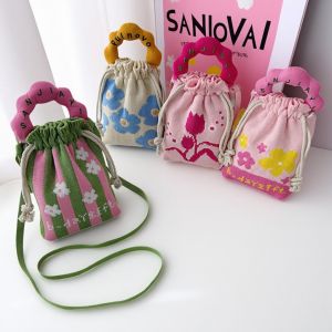 กระเป๋าถือผ้าถักสไตล์เกาหลีสำหรับผู้หญิง ความจุขนาดใหญ่ กระเป๋าสะพายไหล่ข้างเดียวแบบพกพา กระเป๋าถือแบบผูกข้อมือ