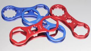 MTB Bike Front Fork Cap Lockout Removal Repair Tools Wrench Aluminum Spanner Bicycle Accessories