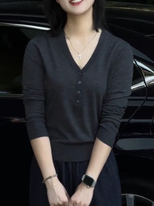 UYFY | Gray V-neck Long Sleeve Knitted Sweater Womens Casual Fashion Age-defying Large Size Top Autumn New Style Elegant Quality