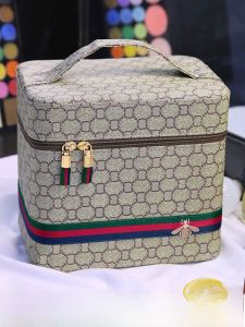 High-End Large Capacity Portable Makeup Bag for Women 2026 New Model Cosmetic Storage Box with Mirror Travel Organizer