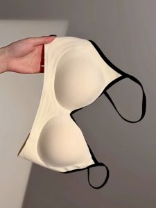 เสื้อชั้นในเซ็กซี่สไตล์การ์ตูนสำหรับผู้หญิง หน้าอกเล็ก ไม่หลุด กระชับหน้าอก ไม่มีโครง เสื้อชั้นในแบบเกาะอกสำหรับหน้าอกใหญ่ เสื้อชั้นในสุดเซ็กซี่