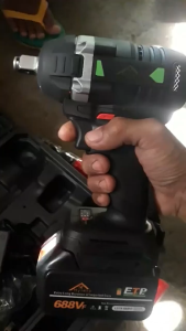 300Nm Brushless Electric Impact Wrench Cordless Wrench Drill Screwdriver for Makita 18V Battery