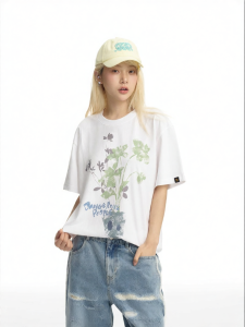 dangerouspeople | Hand-drawn Floral Embroidery Print T-shirt