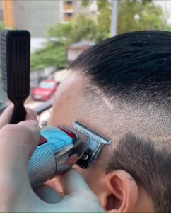 Tông đơ chấn viền siêu bén Madeshow M6