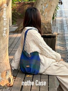 Retro Blue Green Plaid Pumpkin Bag Woolen Single Shoulder Bag Cute Casual Canvas Bag for Youth with Cotton Lining Handbag