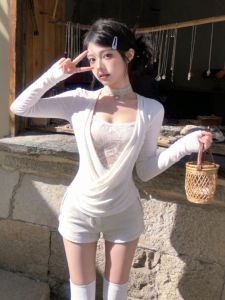 CHANGTONG | Unique Petite Look Dangling Collar Top Shorts Set