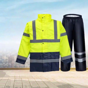 Warm Insulated Raincoat Set for Electric Bike Riding and Cleaners 300D Oxford Cloth