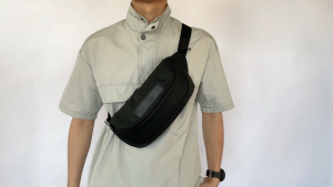 กระเป๋าสะพายผ้าใบแบบใหม่สำหรับผู้ชายและผู้หญิงความจุขนาดใหญ่สวมใส่สบาย ๆ กระเป๋าอเนกประสงค์