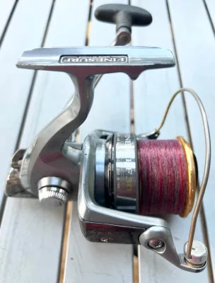 (D244) Daiwa Finesurf 30 Fishing Reel Japan Domestic Market – JDM (USED)