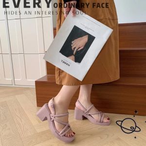 QDshop ใหม่ 5 รายไทย 6 สี รองเท้าแฟชั่นเสริมส้น สามารถเลือกใช้ได้ว่าจะมี รุ่นนี้เป็นสาวๆห้ามพลาด รับส่ง 5.5 กิโลบรรจุคู่ และสร้างสรรค์ของ 200 ซึ่งเป็นรูปแบบสายไขว้