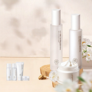 RUYI | Camellia Moisturizing Skincare Set