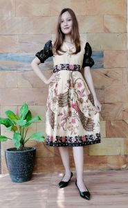 dress model terbaru sangat mewah