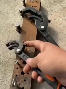 14-30/30-60mm Universal Key Pipe Wrench Open End Spanner Set High-carbon Steel Snap N Grip Tool Plumber Multi Hand Tool