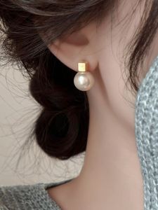 Elegant Pure Silver Pearl Stud Earrings for Women Trendy Design Simple Style New Arrival Fashion Jewelry Accessory