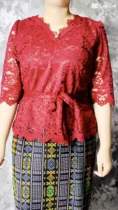 SR ATASAN BLUSS BROKAT KANCING BELAKANG TERBARU