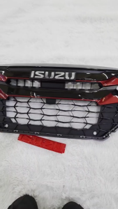 ใหม่ล่าสุด!!!  กระจังหน้า Dmax 2024 2025 2026 ตัวสูง 4x4 X-Series ดำตัดแดง รวม Logo แดง ในชุดแล้ว