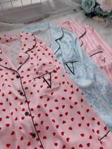 Yangxi Phong Cách Mới Ice Silk Đồ Ngủ Nữ Dài Tay Phần Mỏng Mùa Thu Thời Trang Cổ Áo Sơ Mi Trái Tim Dịch Vụ Tại Nhà