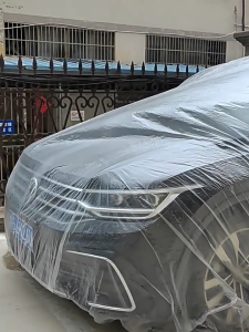 ผ้าคลุมรถแบบใช้แล้วทิ้ง ฝาครอบรถโปร่งใส ขนาดใหญ่ ใช้สำหรับกันฝุ่นกันน้ำ พร้อมส่ง ผ้าคลุมรถ กันฝุ่น กันขี้นก ทนแดด ทนฝน ไม่ปลิว กันฝุ่น (ใหม่ล่าสุด!!)ผ้าคลุมรถยนต์ คลุมรถพลาสติก พลาสติกใสคลุมรถ ไร้รอยเย็บ น้ำไม่ซึม ป้องกันฝน