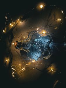 ขวดดอกไม้ใหญ่ 120 ml ฝาไม้ ขวดแก้ว ขวดของขวัญ ขวดแก้ว DIY ขวดสำหรับบรรจุ แก้วออกแบบพิเศษขนาด 9*10*2.4