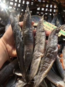 Khô Cá Chạch Đồng loại nhất size vừa Đặc Sản KHOMITA 500g 4nắng khô sạch thấy là thèm. Đóng hút chân không đi được nước Ngoài