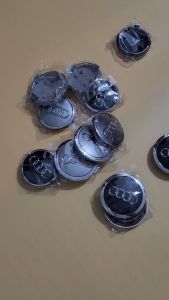 <Audi> Ốp chụp mâm cho xe Audi Logo xe Audi ốp mâm (Lazang) (đường kính 61mm và 69mm). Chất liệu nhựa ABS cao cấp.