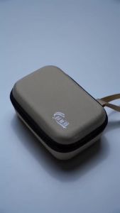 6 Grid Egg Storage Box 6 Grid Outdoor Egg Container EVA Shockproof Storage Egg Carrier with Handle for Party Picnic Travel Khaki