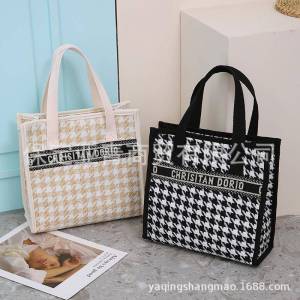 กระเป๋าถือทรงสี่เหลี่ยมเล็กแบบพับได้ขนาดใหญ่ กระเป๋าถือแบบพกพาสำหรับผู้หญิง กระเป๋าถือแบบมีซิป กระเป๋าถือแบบมีซิปสำหรับใส่ของใช้ประจำวัน