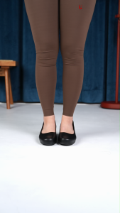 LARRIE Kasut Perempuan Vienna Classic Wedge - L32502-KT01SV-1-BLACK