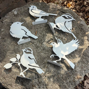 Metal Bird Statues Outdoor Garden Branch Decor Iron Art Bird Silhouette Courtyard Fence Wood Pile Embellishment Country Style