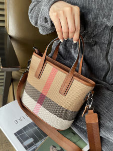 Elegant Large Capacity Womens Crossbody Bag Fashionable Shoulder Handbag Trendy Spring Summer Handheld Bag Canvas Material