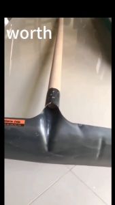 [เปลี่ยนฟรีภายใน 3 ปี] คราดเก็บหญ้า คราดเหล็ก พลั่วทำความสะอาด เหล็กแมงกานีสเสียมขุดดิน 50cm-70cm เสียม เสียมพรวนดิน ทำความสะอาดมูลปศูสาชน การทำความสะอาดลาน ราคาถูกต้อง รายละเอียดสินค้า