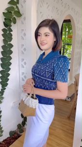 เสื้อผ้าฝ้ายพื้นเมืองหญิงแขนสั้นลายดอกไม้สไตล์วินเทจ