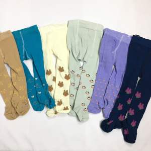 Legging bayi tutup kaki motif permpuan dan laki-laki