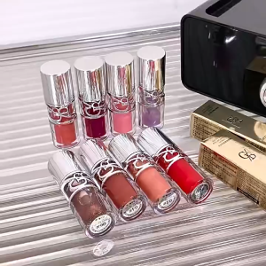 New Gege Bear Moisturizing Lip Gloss Mirror-Finish Lipstick Smooth Texture Moisturizing And Brightening Lip Gloss Transparent Shine Long-Lasting Color A Must-Have For Everyday Makeup.