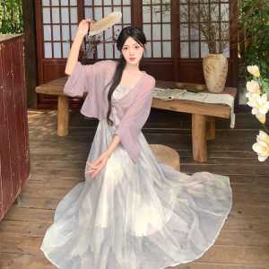 เสื้อคาร์ดิแกนแขนยาวป้องกันแสงแดดสไตล์ใหม่จีนฤดูร้อน 2024 เสื้อคลุมยาวแบบเดี่ยวพร้อมสายรัด เสื้อผ้าทำงานคอวีสีพื้น