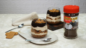 INDOCAFE Original Blend sachet 2 gr kopi tanpa ampas Max Creamer Sachet 3gr Jodoh nya kopi 10 Sachet