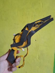 Mainan Kayu Freefire Jenis Meteor Kuning Versi Mini