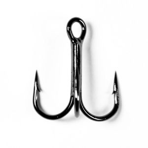 50pcs/box Black Nickel Super Sharp Treble Fishing Hooks Carbon Steel for Hard Lure Round Bent Triple Artificial Lure Fishhooks