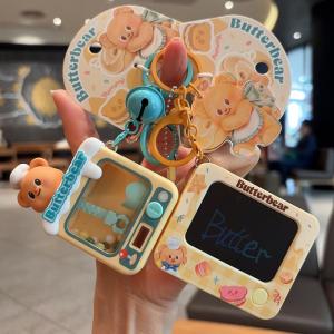 พวงกุญแจ Butterbear ตู้สล็อตการ์ตูนแบบมีดถากาแฟขนาดเล็ก พวงกุญแจแบบผูกกระเป๋า ของตกแต่งพิเศษสำหรับวัยรุ่น