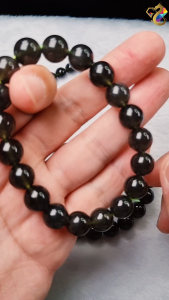 Premium / Collection Grade Saffordite Meteorite Collections (Bracelet Pendant 7 Formation Plate)