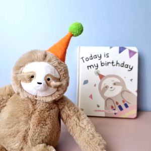 Set Belajar untuk Anak: Boneka Sloth & Buku Cerita Tekstur