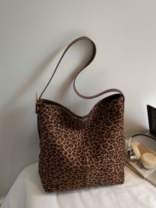 Trendy Commuter Style Leopard Print Suede Single Shoulder Handheld Tote Bag Womens New 2025 Loose Feeling Student Ins Tote Bag