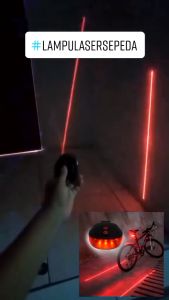 Lampu Sepeda V2 Laser Line Garis Merah Biru Gowes Aksesoris Sepeda Motor Bicycle Mountain bike safety lamp LED Infrared